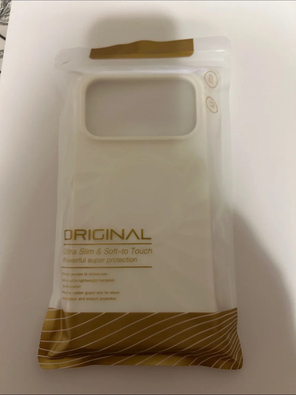 White iPhone 17 Pro Max Magnetic Shockproof Case with Screen Protector NEW